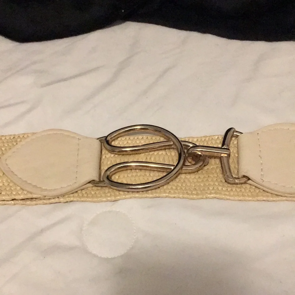 Stretch belts lot of 3 black, cream and animal print vintage
